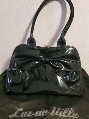 Lux de Ville Bow Handbag